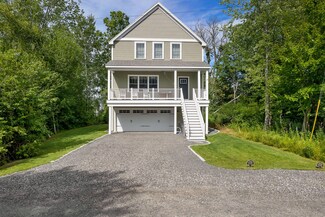 17 Eastern Ave, York, ME 03909