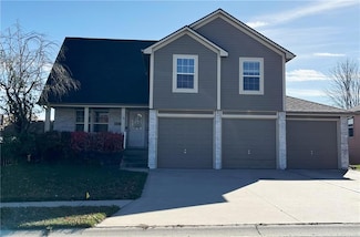 1103 NW Hickory Ct, Grain Valley, MO 64029