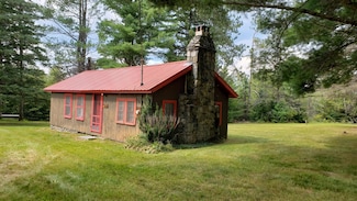 161 Herring Tract Rd, Willimantic, ME 04443