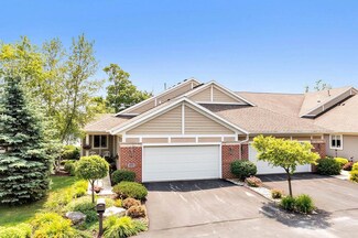 2016 Lake St, Algoma, WI 54201