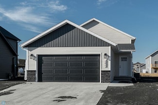 1275 Marlys Dr W, West Fargo, ND 58078