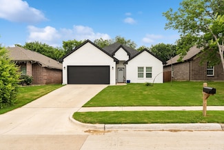 1236 E Fogg St, Fort Worth, TX 76115