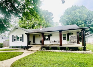 504 S Main St, Waldron, IN 46182
