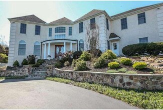 430 Deer Pointe Rd, West Chester, PA 19382
