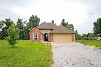 220 Cove Ln, Jonesville, LA 71343