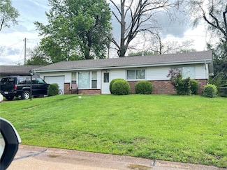 9446 Dawn Ct, Saint Louis, MO 63136