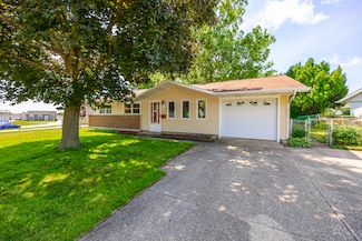 9 Beacon Ave, Romeoville, IL 60446
