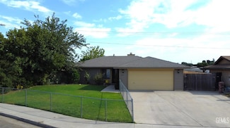 453 E Warren Ave Unit A, Bakersfield, CA 93308