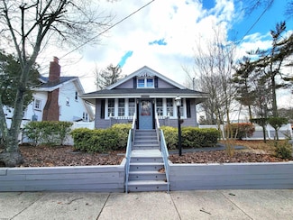 36 W Johnson Ave, Somers Point, NJ 08244