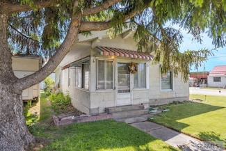 406 1st W, Ririe, ID 83443