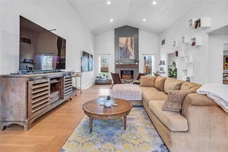 2604 Lost Trail Rd, Edmond, OK 73012