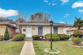 18010 Olympia Dr, Country Club Hills, IL 60478