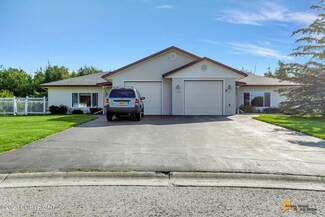 1725 S Ragosa Cir Unit B, Palmer, AK 99645