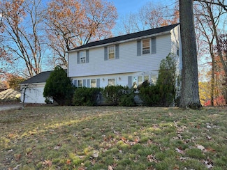 19 Dunloggin Rd, Nashua, NH 03063