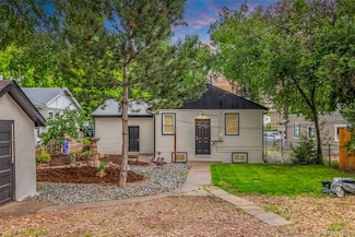 105 Bonfoy Ave, Colorado Springs, CO 80909