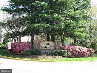 10070 Oakton Terrace Rd Unit BUILDING 8, Oakton, VA 22124