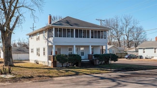 301 E Mccasland Ave, East Alton, IL 62024