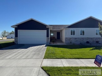 6410 Ender Ln, Idaho Falls, ID 83401