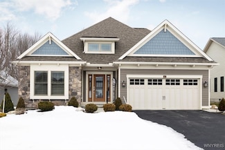 16 Aurora Mills Dr, East Aurora, NY 14052