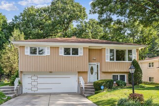 185 Murray Dr, Wood Dale, IL 60191