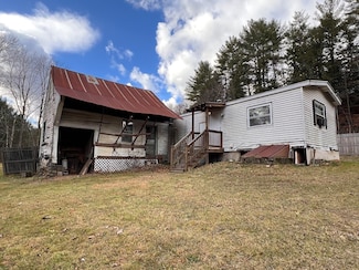 79 Berkshire Trail W, Cummington, MA 01026