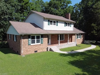 298 Haven Hill Ln, Thomasville, NC 27360