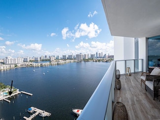 17211 Biscayne Blvd Slip-110, North Miami Beach, FL 33160