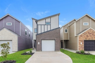 15236 Estrella E, Houston, TX 77073
