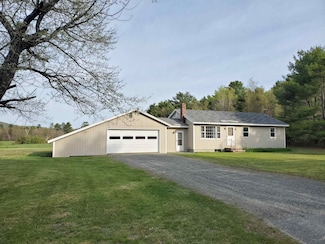 12 Prescott Hill Rd, Grafton, NH 03240
