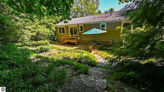4360 Northridge Dr, Traverse City, MI 49684