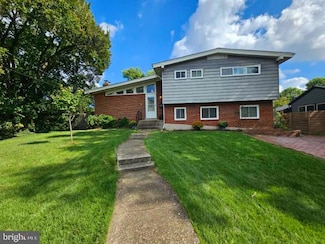 1107 N Pegram St, Alexandria, VA 22304