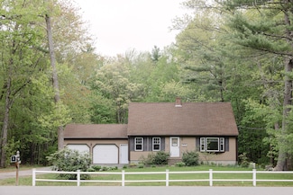 121 Glenwood Rd, Wells, ME 04090
