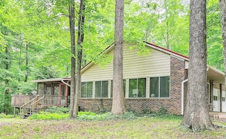 946 E Chambers Pike, Bloomington, IN 47408
