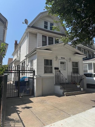 8540 98th St, Woodhaven, NY 11421