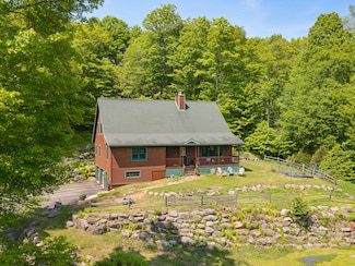 66 Dewey Mountain Rd, Saranac Lake, NY 12983