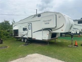 108 Windmill Ln, Belle Chasse, LA 70037