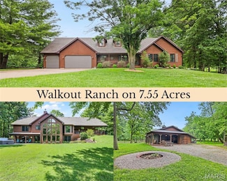 8825 Rosewood Hills Dr, Edwardsville, IL 62025