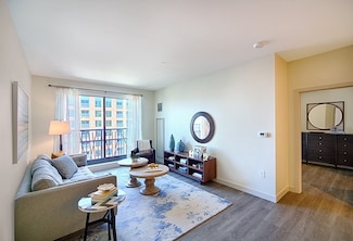 1 Canal St Unit 729, Boston, MA 02114