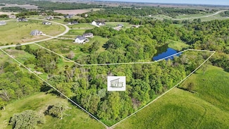 1804 Millstream Ct, Winterset, IA 50273
