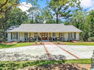 1308 Overland Dr, Vestavia, AL 35216