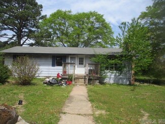 4622 Honeysuckle Rd, Little Rock, AR 72206