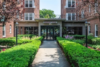 625 Gramatan Ave Unit 6L, Mount Vernon, NY 10552