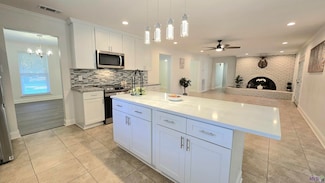 12285 Brookshire Ave, Baton Rouge, LA 70815