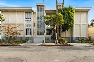 334 Gladys Ave Unit 305, Long Beach, CA 90814