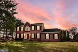 1 Quail Hollow Dr, Sewell, NJ 08080