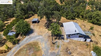 11042 Campo Seco Rd, Sonora, CA 95370
