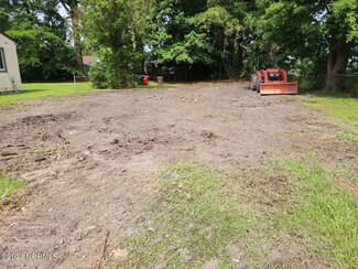 111 Harrell St, Elizabeth City, NC 27909