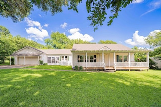2314 Shell Camp Rd, Gladewater, TX 75647
