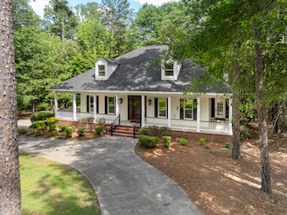 9 Canebrake Blvd, Hattiesburg, MS 39402