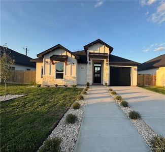 809 E Costa Del Sol Ave, Edinburg, TX 78542